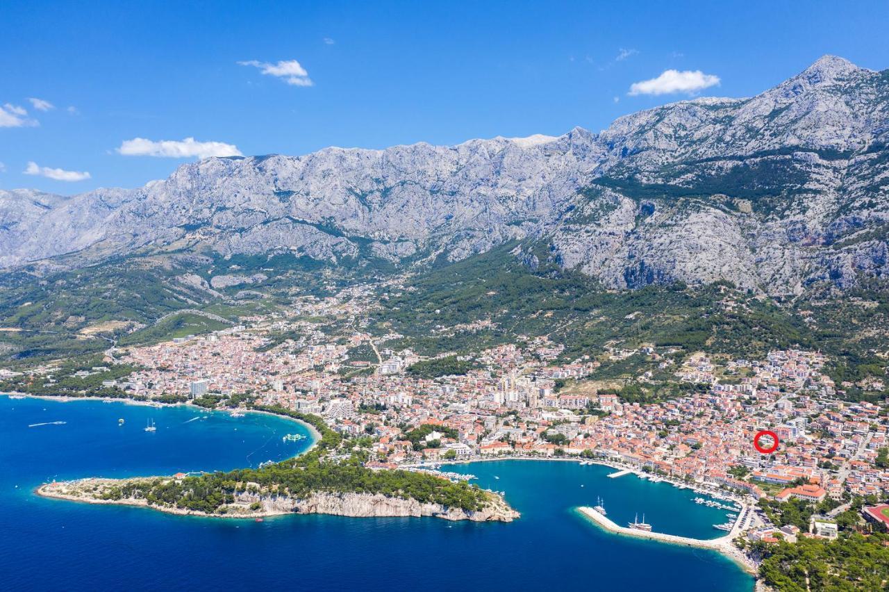Apartment Lotte With Private Pool In The City Center! Makarska Exterior foto
